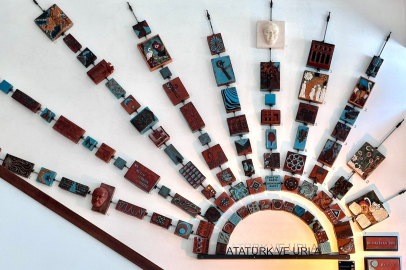 İzmir Urla’da 'Atatürk ve Kültürel Miras' seramikle buluştu
