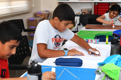 Bursa'da Osmangazili çocuklar yaz okulunda eğlenerek öğrenecek