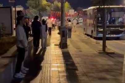 Düzceliler saygı duruşunda