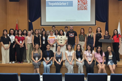 İzmir Karabağlar’da 'Akademi Yaz' hayata geçti
