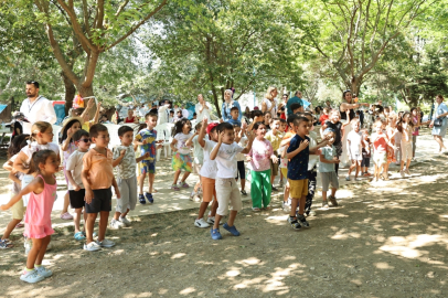 Bursa Nilüferli çocuklar yaz kütüphanesinde okula hazırlandı