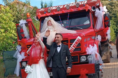 Düzce’de hafriyat kamyonu gelin arabası oldu
