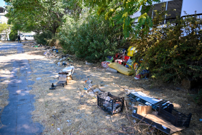 İzmir Bornova'daki 166 yıllık köşk çevresindeki atıl alan temizlendi