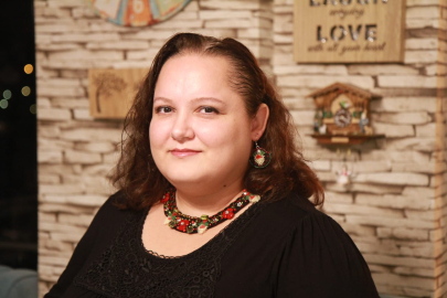 Önce Aile Derneği'nden “Yılın Rol Modeli Ödülü” sanatçı Eylem Erdem Uğurlu’ya