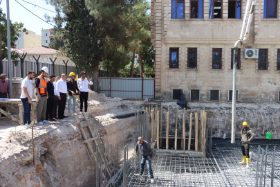 Midyat’ta ek belediye hizmet binasının temeli atıldı