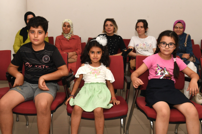 Bursa Osmangazi’de çocuklara mektup alışkanlığı kazandırıldı