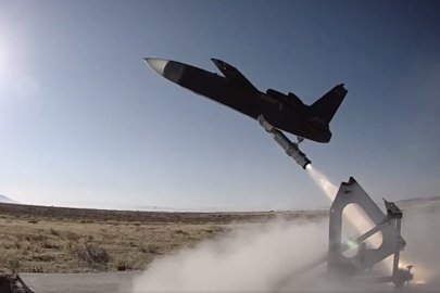 TUSAŞ’ın 'Şimşek K'si ilk kez roket destekli kalktı