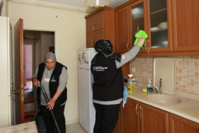 Kocaeli Büyükşehir'den 7 ayda 2 bini aşkın ev temizliği