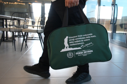 Manisa'dan gençlere 'asker çantası' desteği