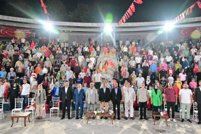 Bursa Yıldırım'da Zafer coşkusu