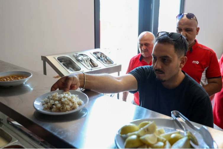 Antalya’da Kent Lokantaları yoğun ilgi görüyor