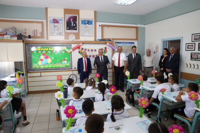 Bursa İl Milli Eğitim'den uyum öğrencilerine ziyaret