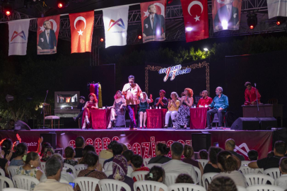 Mersin’de yaz akşamları sanatla şenlendi