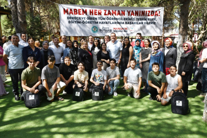 Manisa’da üniversitelilere büyük destek: Her ay 1.000 TL burs