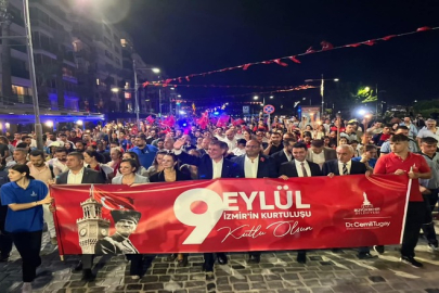 İzmir’in kurtuluşunun 103. yılı coşkuyla kutlandı