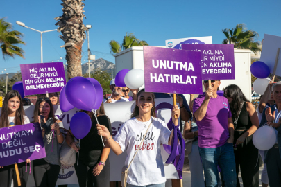 İzmir Güzelbahçe’de Dünya Alzheimer Günü yürüyüşü