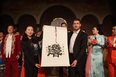 Nevşehir'de Çin kültürü dans eşliğinde sanatseverlerle buluştu