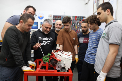 Kocaeli'de kursiyerler KO-MEK’le aranan eleman oluyor