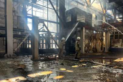 İzmir'de ALOSBİ’deki fabrika yangını kontrol altında