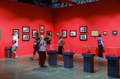 Refik Anadol sergileri yoğun ilgi üzerine uzatıldı