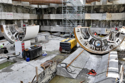 Dev köstebeklerden ikisinin daha montajı başladı