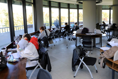 Konya Karatay'da bu kütüphane rezervasyonla çalışıyor