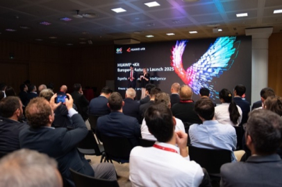 Huawei, dijital dönüşümü hızlandırmak için KOBİ'lere '4+10+N' zeka çözümleri sunuyor