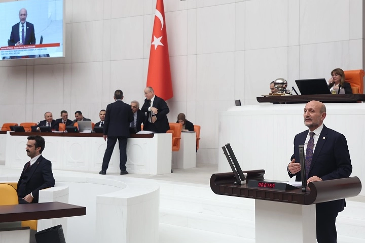 SP’li Milletvekili Atmaca, Nilüfer Çayı’nın kirliliği TBMM’ye taşıdı