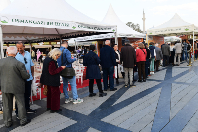 Bursa'da Osmangazi Kitap Fuarı 8’inci gününde de doldu taştı