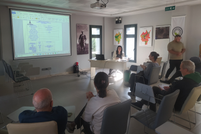 Efes Selçuklu üreticilere toprak analizi desteği