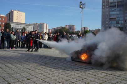 İstanbul Beylikdüzü Belediyesi çalışanlarına 'yangın güvenlik' eğitimi
