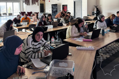 Kayseri Bilişim Akademisi’nde ücretsiz ders zili çaldı