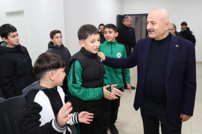 Başkan Zinnur Büyükgöz, Gebzeli genç sporcularla buluştu