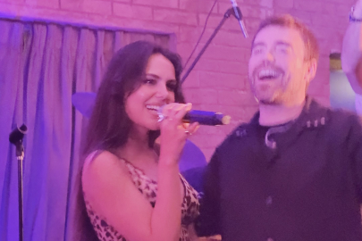 Murat Dalkılıç'tan sevgiliyle düet