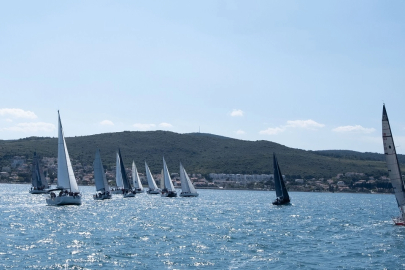 İzmir Marina, kış boyunca yelken tutkunlarını ağırlıyor