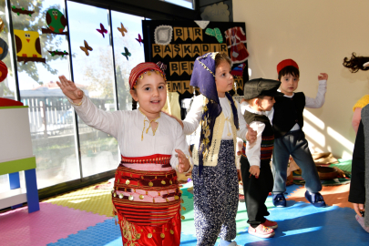 Bornovalı miniklerden 'yerli' coşku