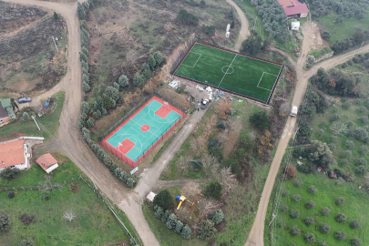 Sakarya Geyve'de spor sahaları hizmete gün sayıyor