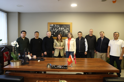 Kırgız heyet Antalya’da çevreci tesisi ziyaret etti