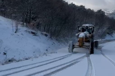 Bursa'da karla kaplı yollar Büyükşehir'le açılıyor