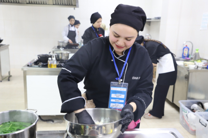 Geleceğin şefleri Bursa'da "Anne Reçeteleri" ile yarıştı