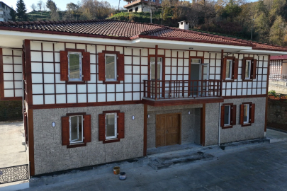 Trabzon'da Of Kavakpınar Millet Konağı yeniden hayat buldu