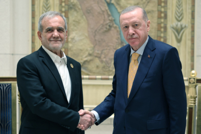 Cumhurbaşkanı Erdoğan, İranlı mevkidaşıyla görüştü