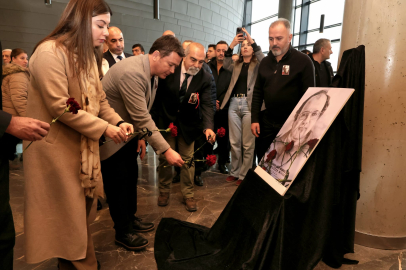 Uğur Mumcu 33’üncü ölüm yıl dönümünde Bursa Osmangazi’de anıldı