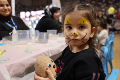 "Okula Bi’ Mola", İzmit'te salona sığmadı