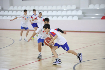 Bursa İnegöl'de Spor Festivali basketbol müsabakalarıyla start aldı