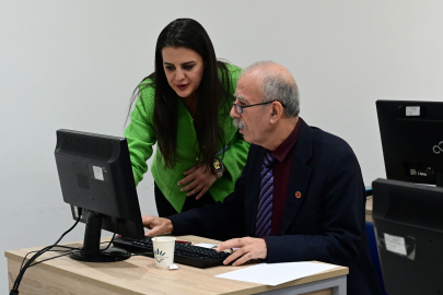 İzmir Karabağlar'ın muhtarları dijital dönüşümde