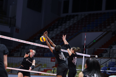 Eczacıbaşı Dynavit İzmir deplasmanında