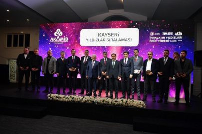 Kayseri'de İhracatın Yıldızları ödüllerine kavuştu