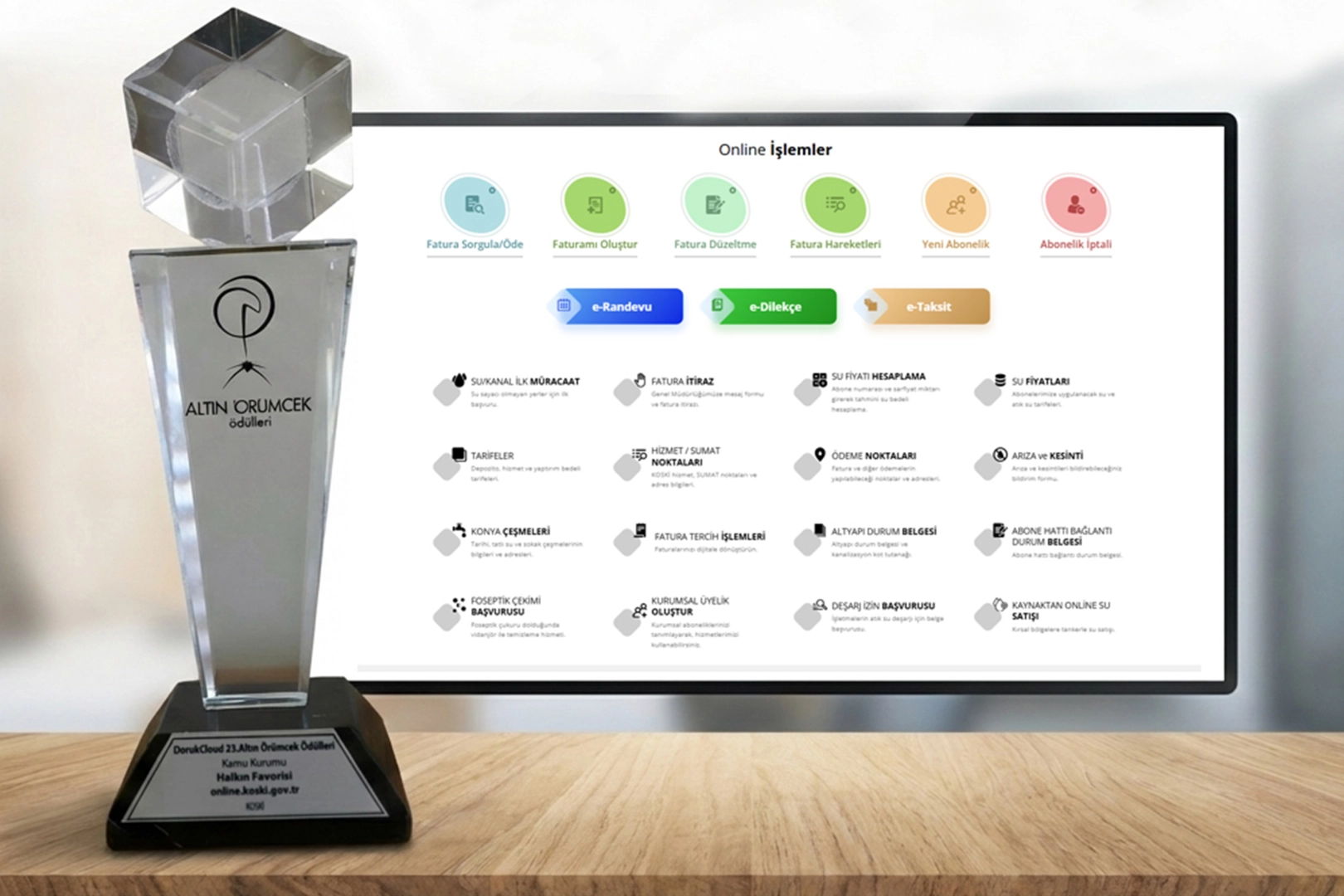 Onlıne KOSKİ'ye 'Halkın Favorisi' ödülü