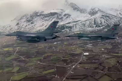 Erzincan semalarında muharip uçak geçişi